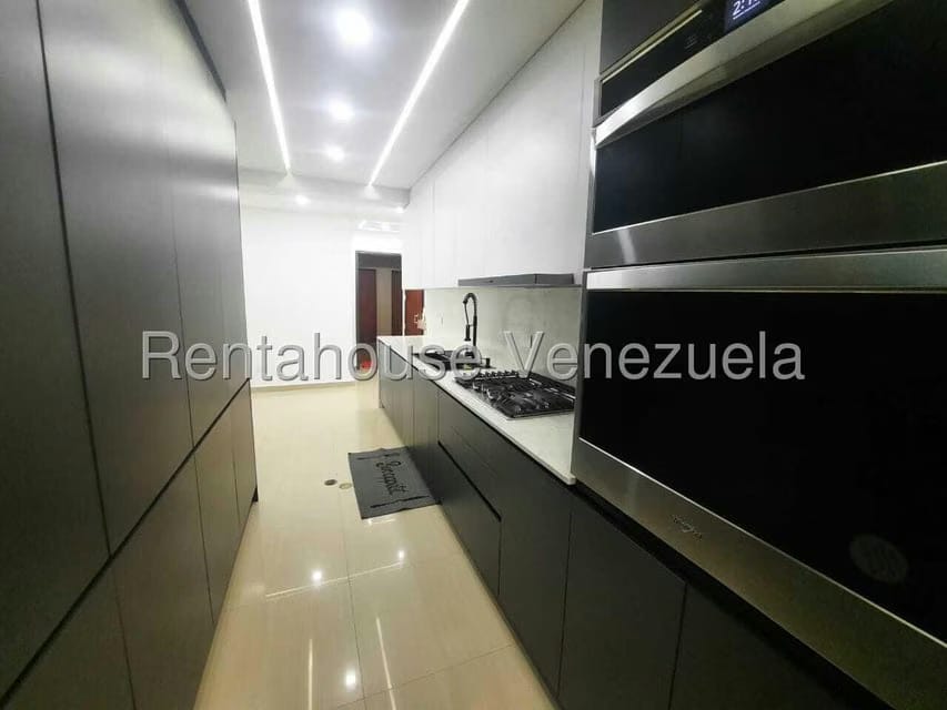 Apartamento (1 Nivel) en Venta en Trigal Norte, Carabobo - 8