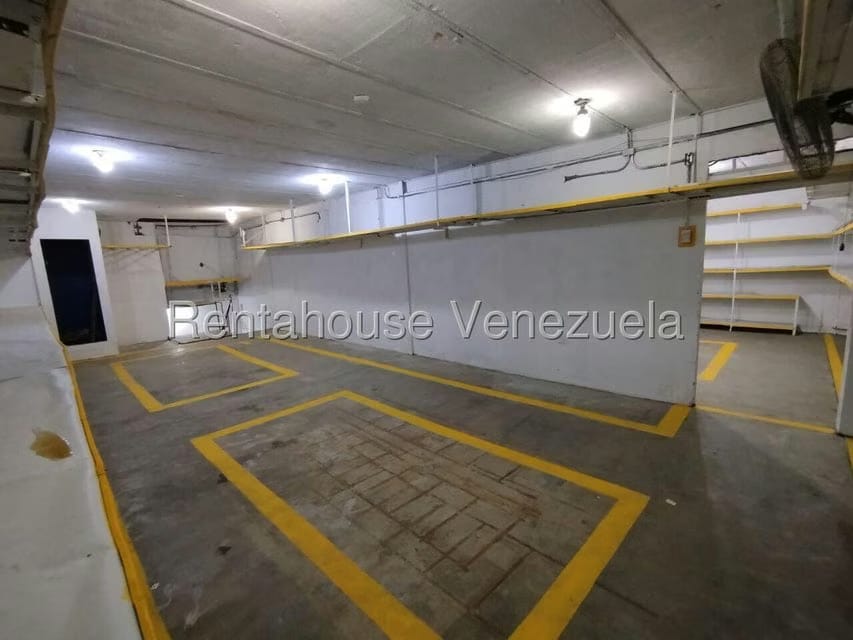 Comercial (Local Comercial) en Venta en Castillito, Carabobo - 25