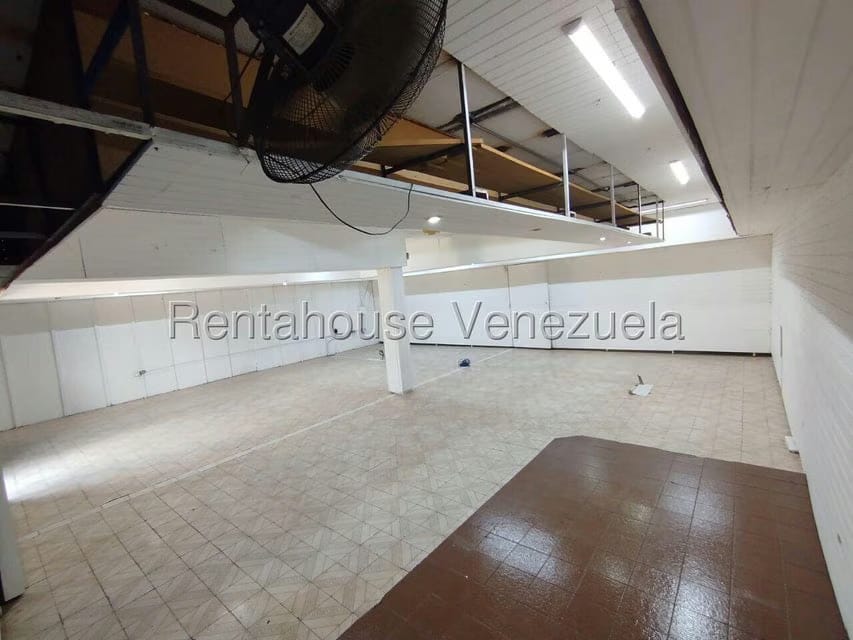 Comercial (Local Comercial) en Venta en Castillito, Carabobo - 4
