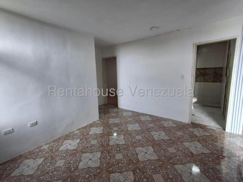 Apartamento (1 Nivel) en Venta en Santa Rosalia, Aragua - 16