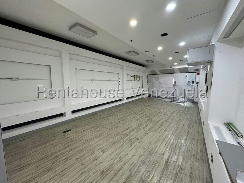 Comercial (Local Comercial) en Venta en La Castellana, Distrito Metropolitano - 3