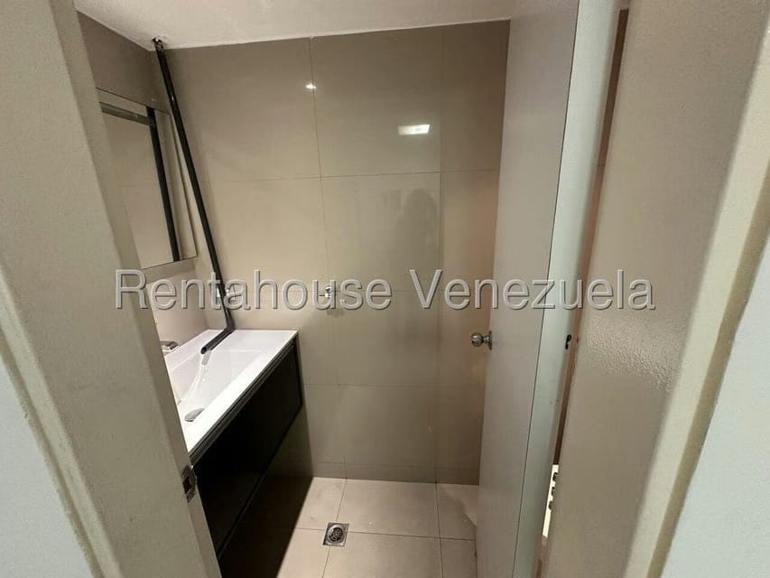 Comercial (Local Comercial) en Venta en La Castellana, Distrito Metropolitano - 9