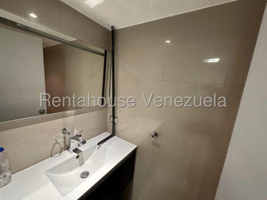 Comercial (Local Comercial) en Venta en La Castellana, Distrito Metropolitano - 10