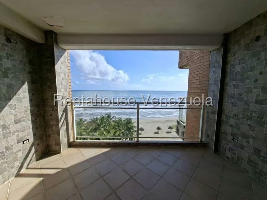 Apartamento (1 Nivel) en Venta en Boca de Aroa, Falcon - 37