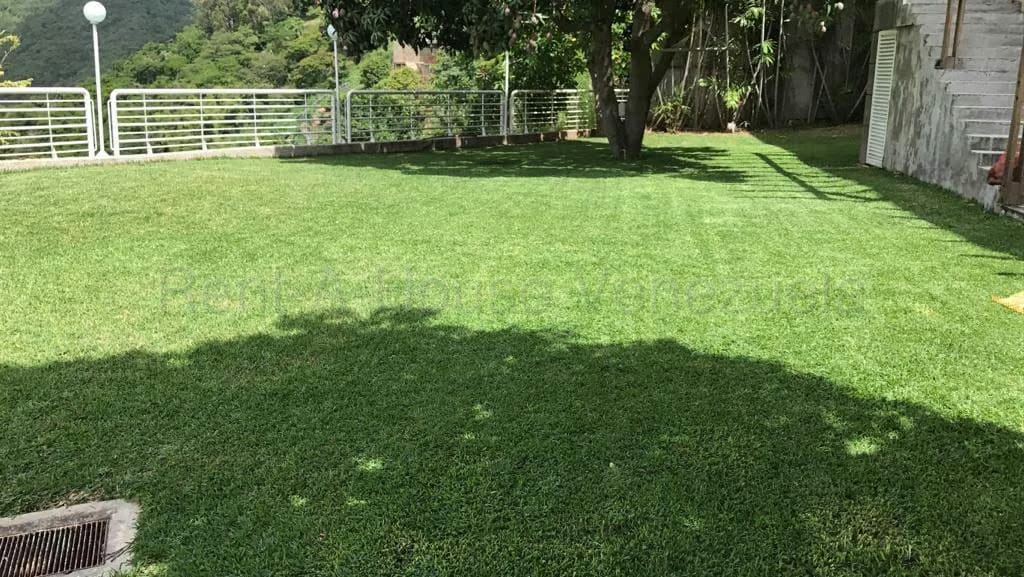 Casa (1 Nivel) en Venta en Cumbres de Curumo, Distrito Metropolitano - 26