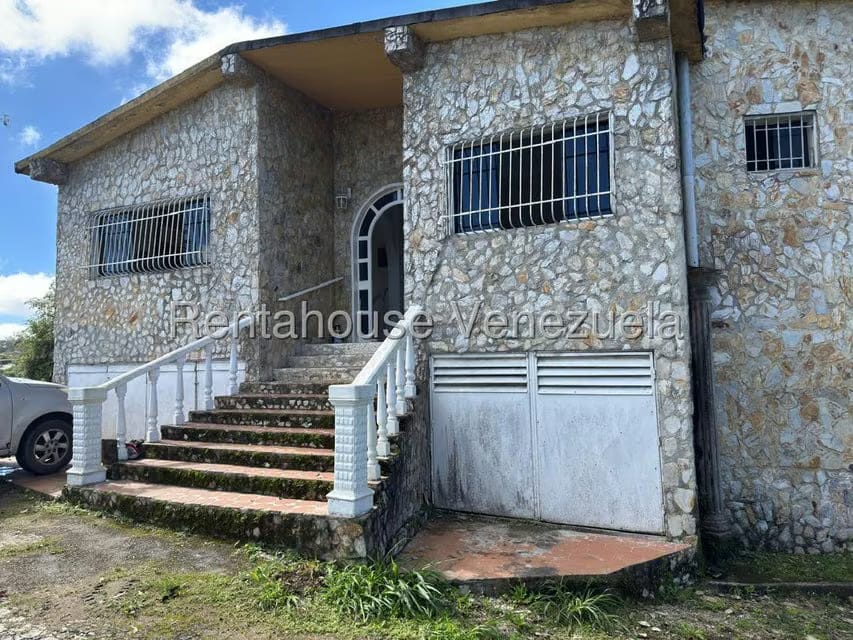 Casa (1 Nivel) en Venta en El Limon, Miranda