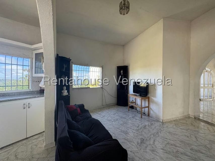 Casa (1 Nivel) en Venta en El Limon, Miranda - 13