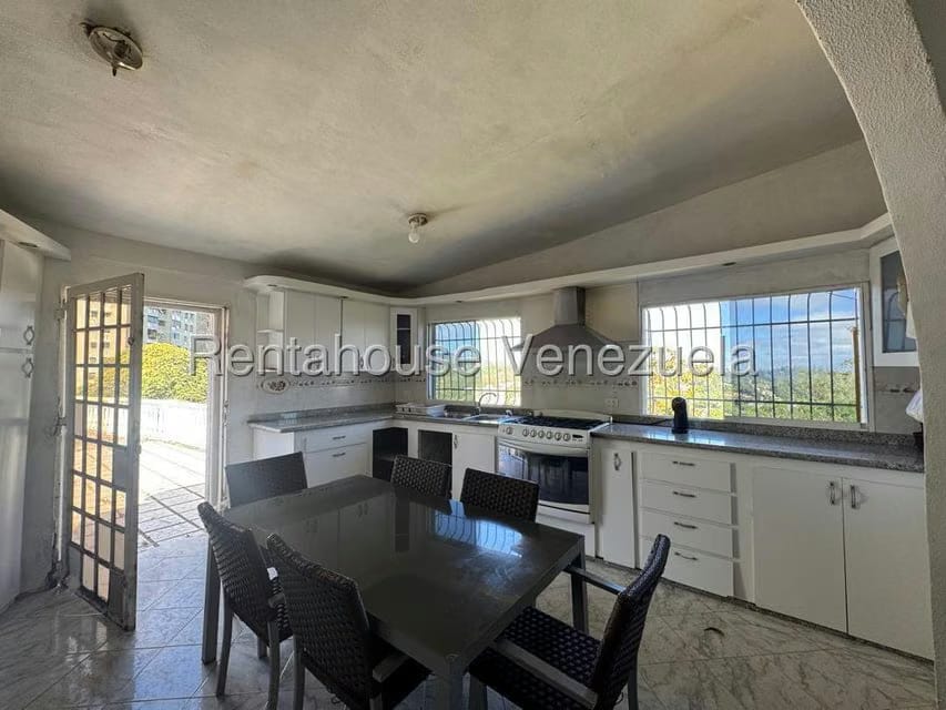 Casa (1 Nivel) en Venta en El Limon, Miranda - 14