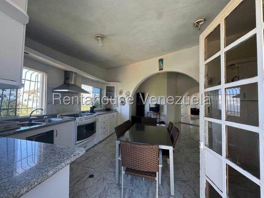 Casa (1 Nivel) en Venta en El Limon, Miranda - 17