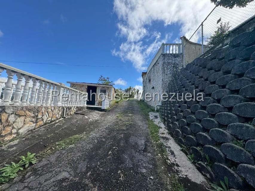 Casa (1 Nivel) en Venta en El Limon, Miranda - 30