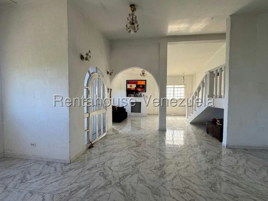 Casa (1 Nivel) en Venta en El Limon, Miranda - 4