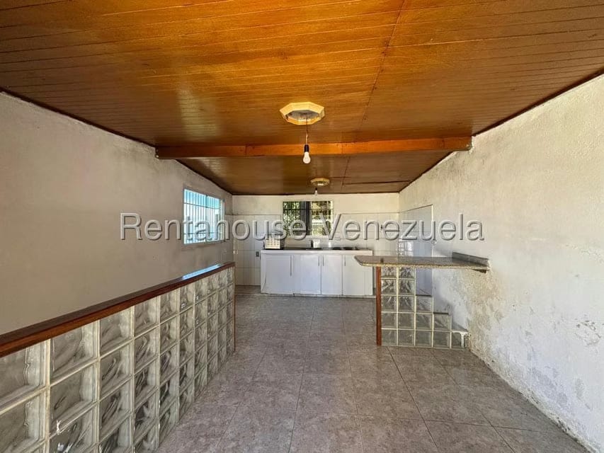 Casa (1 Nivel) en Venta en El Limon, Miranda - 32