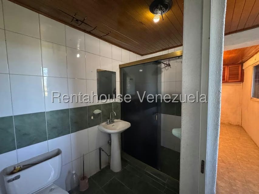 Casa (1 Nivel) en Venta en El Limon, Miranda - 34