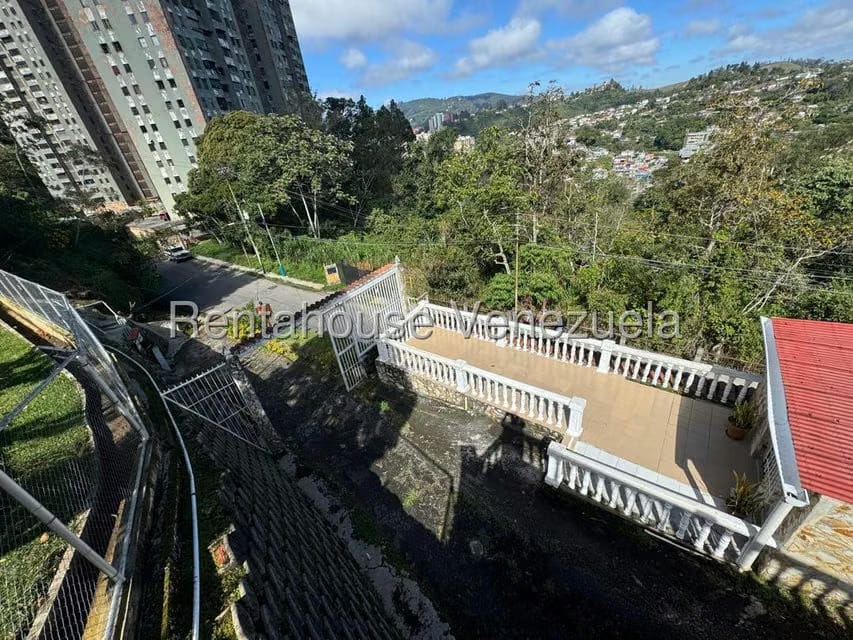 Casa (1 Nivel) en Venta en El Limon, Miranda - 43