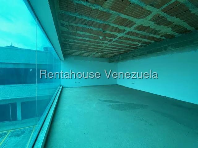 Comercial (Oficina) en Venta en Zona Industrial, Carabobo - 2