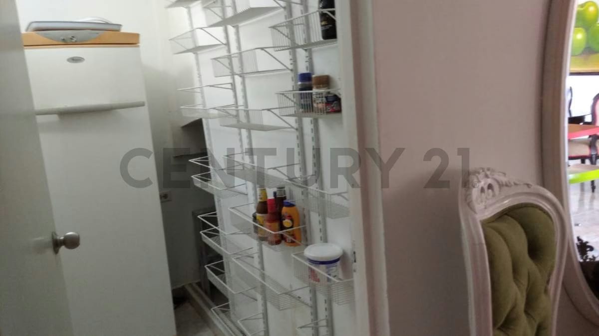PENTHOUSE EN LA URBANIZACION COSTA AZUL - 35