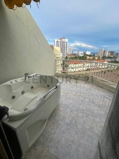 PENTHOUSE EN LA URBANIZACION COSTA AZUL - 37