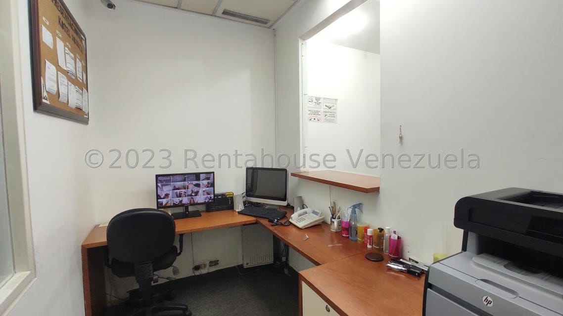 Comercial (Oficina) en Venta en Parroquia La Candelaria, Distrito Metropolitano - 5