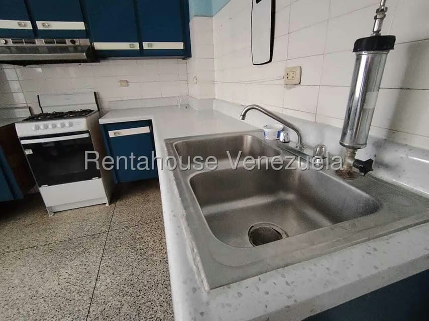 Apartamento (1 Nivel) en Alquiler en Zona Oeste, Lara - 25