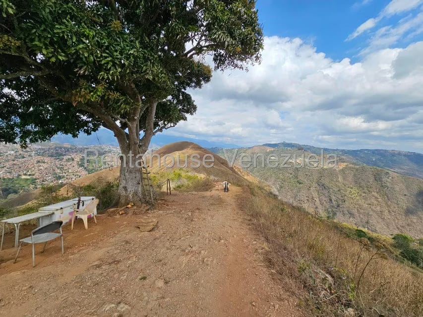 Terreno (Comercial) en Venta en El Encantado, Distrito Metropolitano - 17