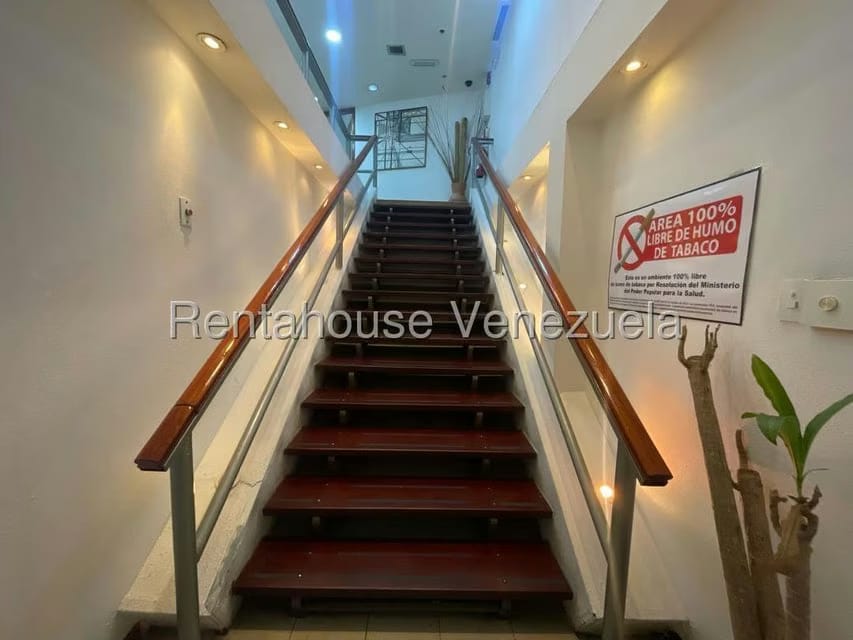 Comercial (Oficina) en Alquiler en Chuao, Distrito Metropolitano - 2