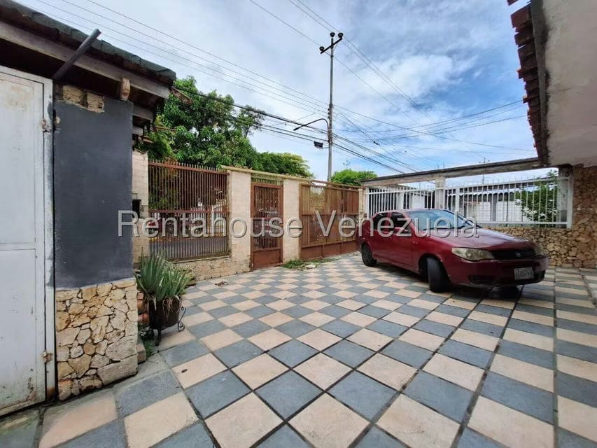 Casa (Duplex) en Venta en Las Mercedes, Lara - 4