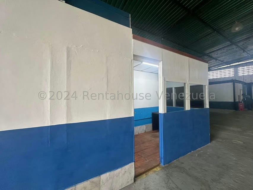 Comercial (Local Comercial) en Venta en El Ingenio, Miranda - 9