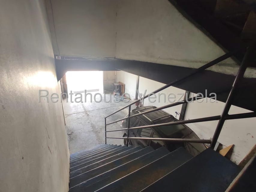 Comercial (Edificio) en Venta en Guatire, Miranda - 17