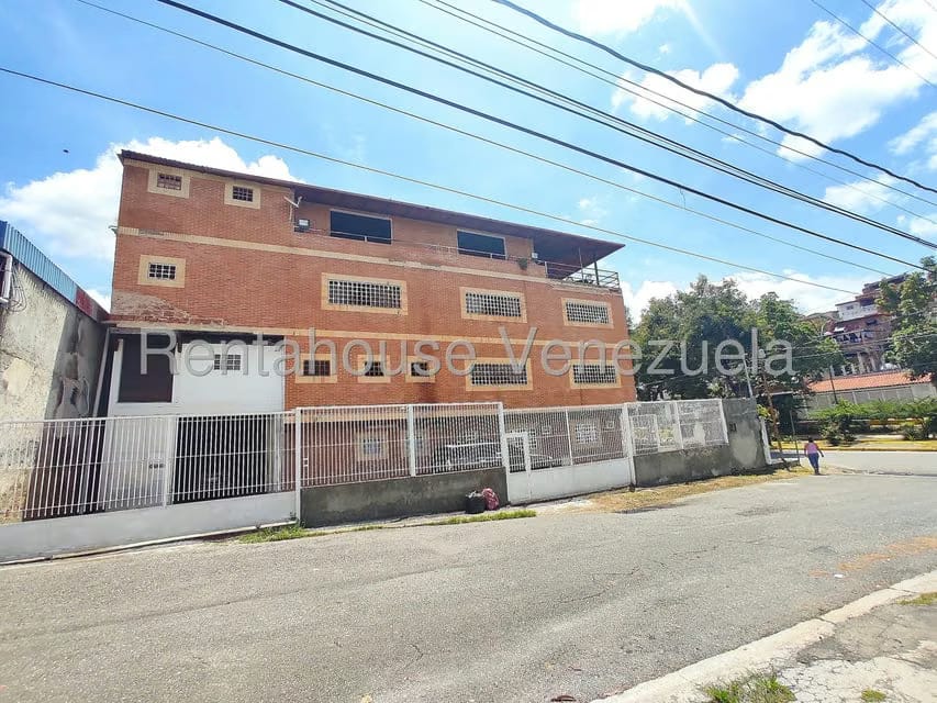 Comercial (Edificio) en Venta en Guatire, Miranda - 3