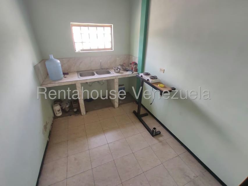 Comercial (Edificio) en Venta en Guatire, Miranda - 23