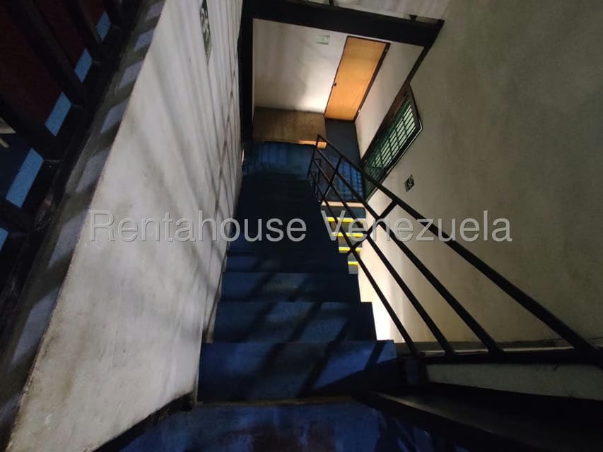 Comercial (Edificio) en Venta en Guatire, Miranda - 24