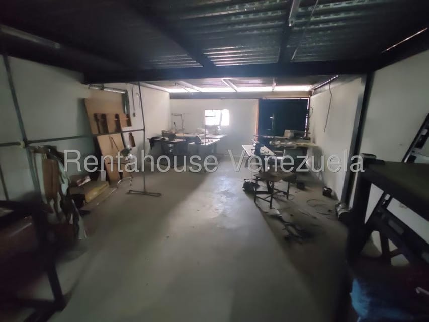 Comercial (Edificio) en Venta en Guatire, Miranda - 25