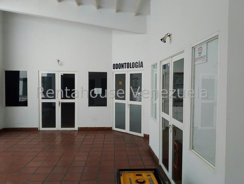 Comercial (Local Comercial) en Alquiler en Centro, Lara - 16