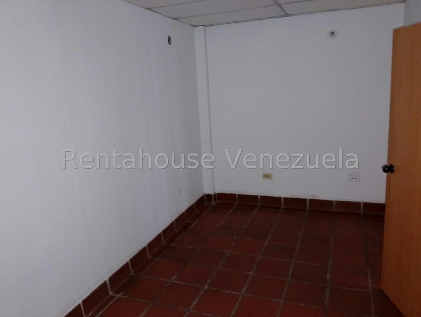 Comercial (Local Comercial) en Alquiler en Centro, Lara - 9