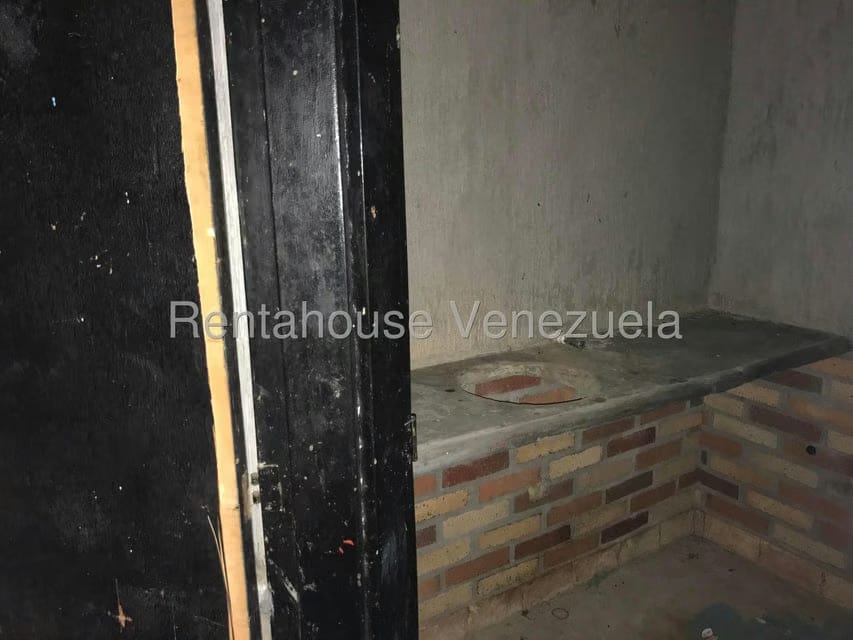 Comercial (Local Comercial) en Alquiler en Paraguachi, Nueva Esparta - 15