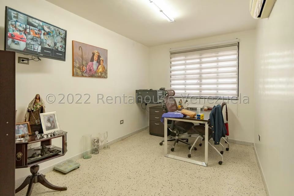 Casa (Multipes Niveles) en Venta en Parroquia Santa Teresa, Distrito Metropolitano - 11