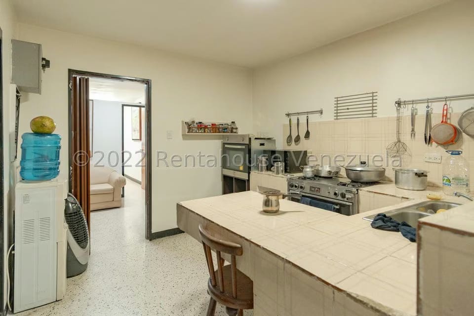Casa (Multipes Niveles) en Venta en Parroquia Santa Teresa, Distrito Metropolitano - 14