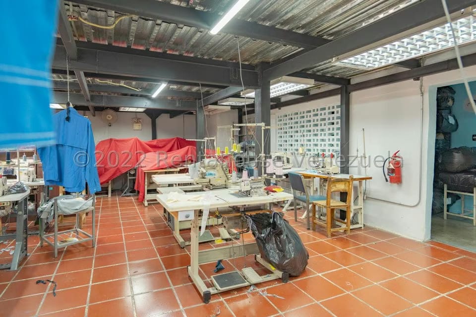 Casa (Multipes Niveles) en Venta en Parroquia Santa Teresa, Distrito Metropolitano - 20