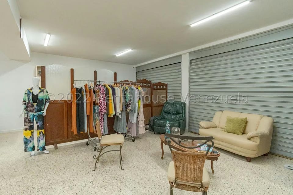 Casa (Multipes Niveles) en Venta en Parroquia Santa Teresa, Distrito Metropolitano - 4
