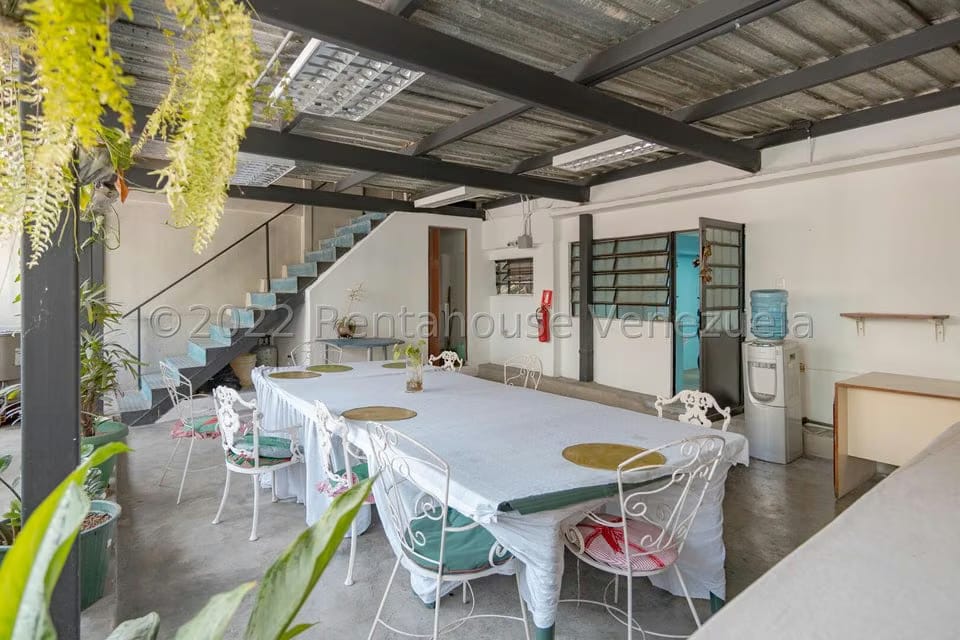 Casa (Multipes Niveles) en Venta en Parroquia Santa Teresa, Distrito Metropolitano - 31
