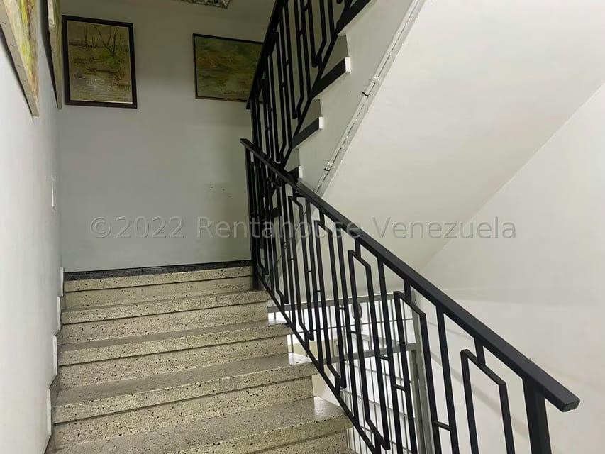 Casa (Multipes Niveles) en Venta en Parroquia Santa Teresa, Distrito Metropolitano - 8