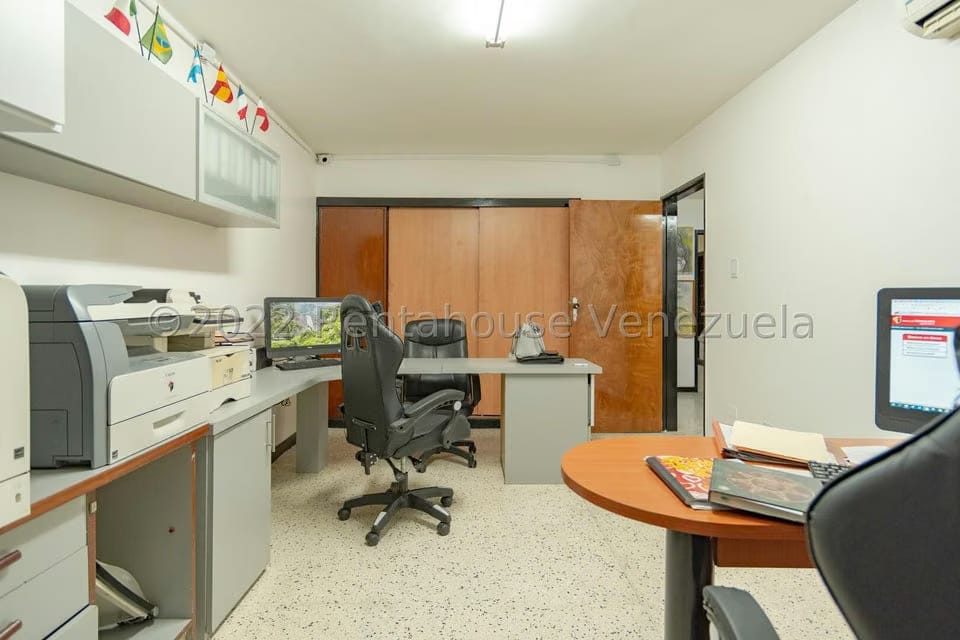 Casa (Multipes Niveles) en Venta en Parroquia Santa Teresa, Distrito Metropolitano - 10