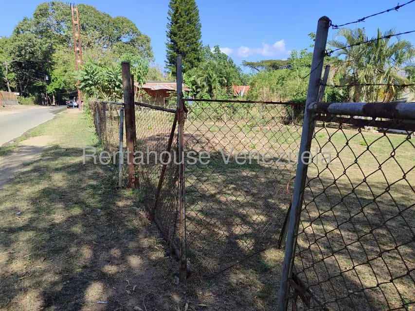 Terreno (Comercial) en Venta en La Guacamaya, Aragua - 2