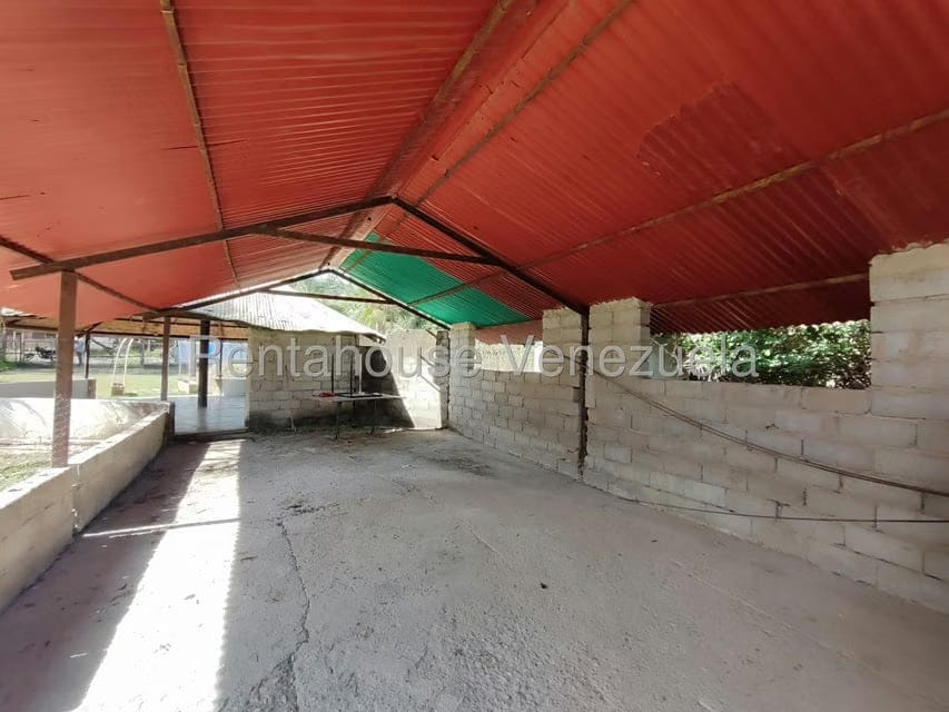 Terreno (Comercial) en Venta en La Guacamaya, Aragua - 17