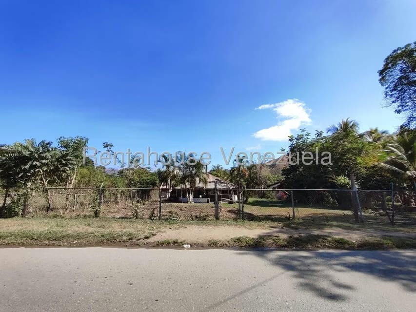 Terreno (Comercial) en Venta en La Guacamaya, Aragua - 6