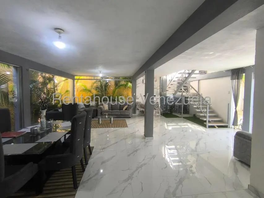 Casa (Duplex) en Venta en Los Tamarindos, Carabobo - 22