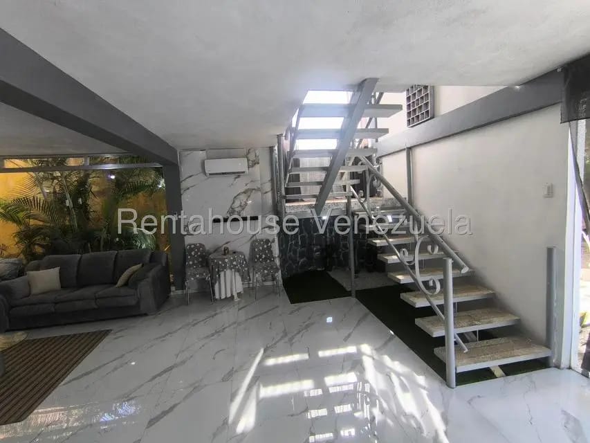 Casa (Duplex) en Venta en Los Tamarindos, Carabobo - 30