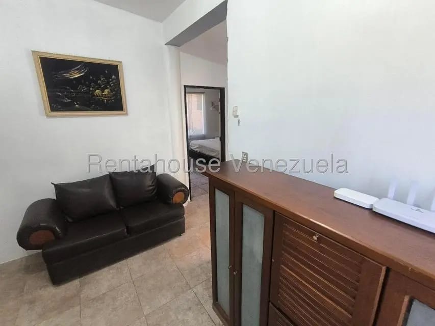 Casa (Duplex) en Venta en Los Tamarindos, Carabobo - 33