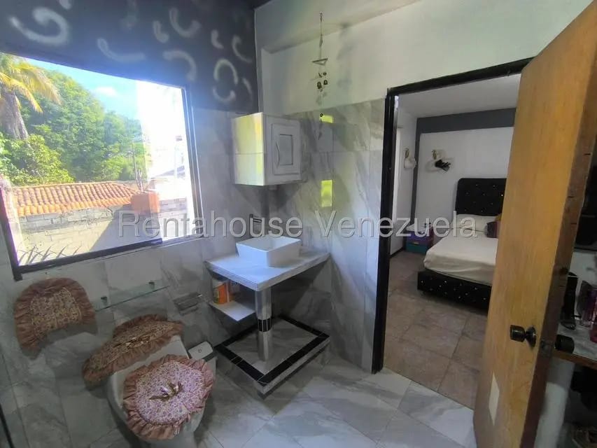 Casa (Duplex) en Venta en Los Tamarindos, Carabobo - 40