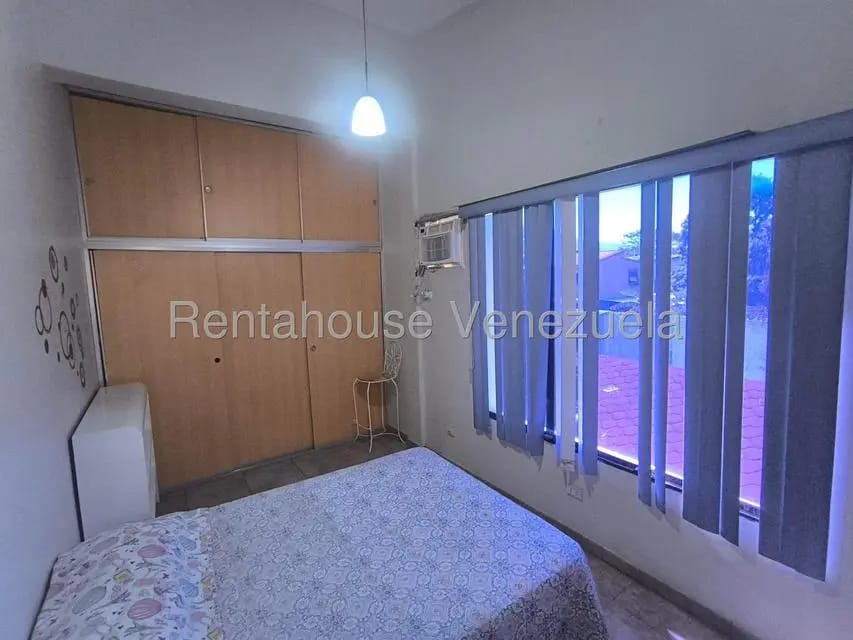 Casa (Duplex) en Venta en Los Tamarindos, Carabobo - 48